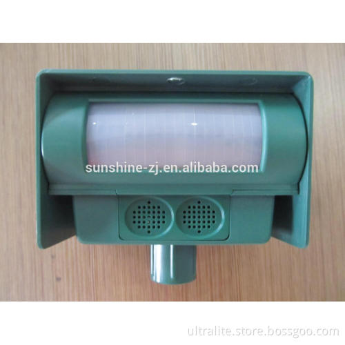 Solar Ultrasonic Animal Cenice Repeller/Animal Repeller